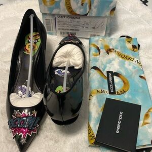 Dolce & Gabbana Appliquéd patent leather pumps